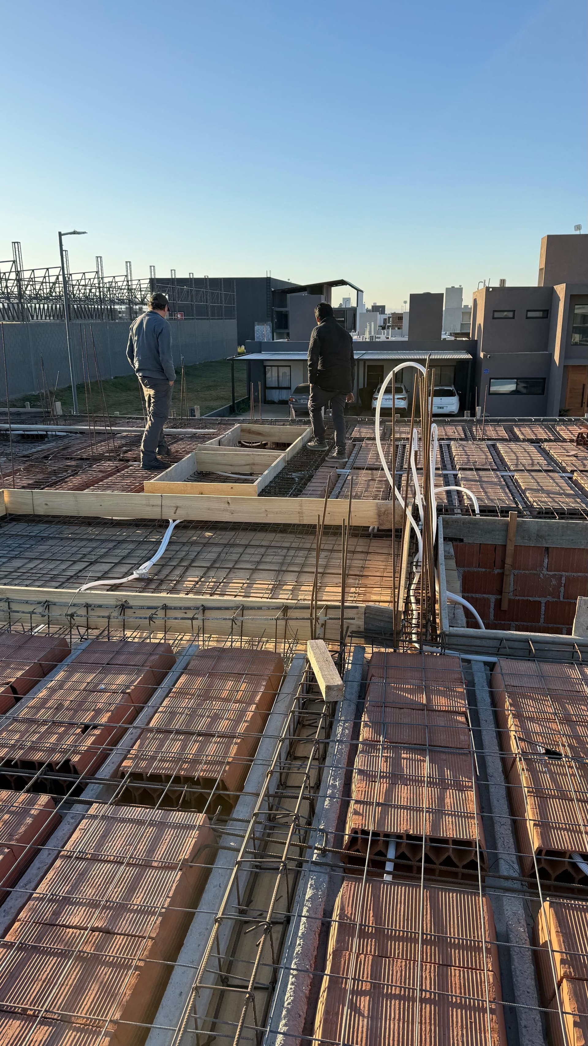 DÚPLEX II - Imagen 2